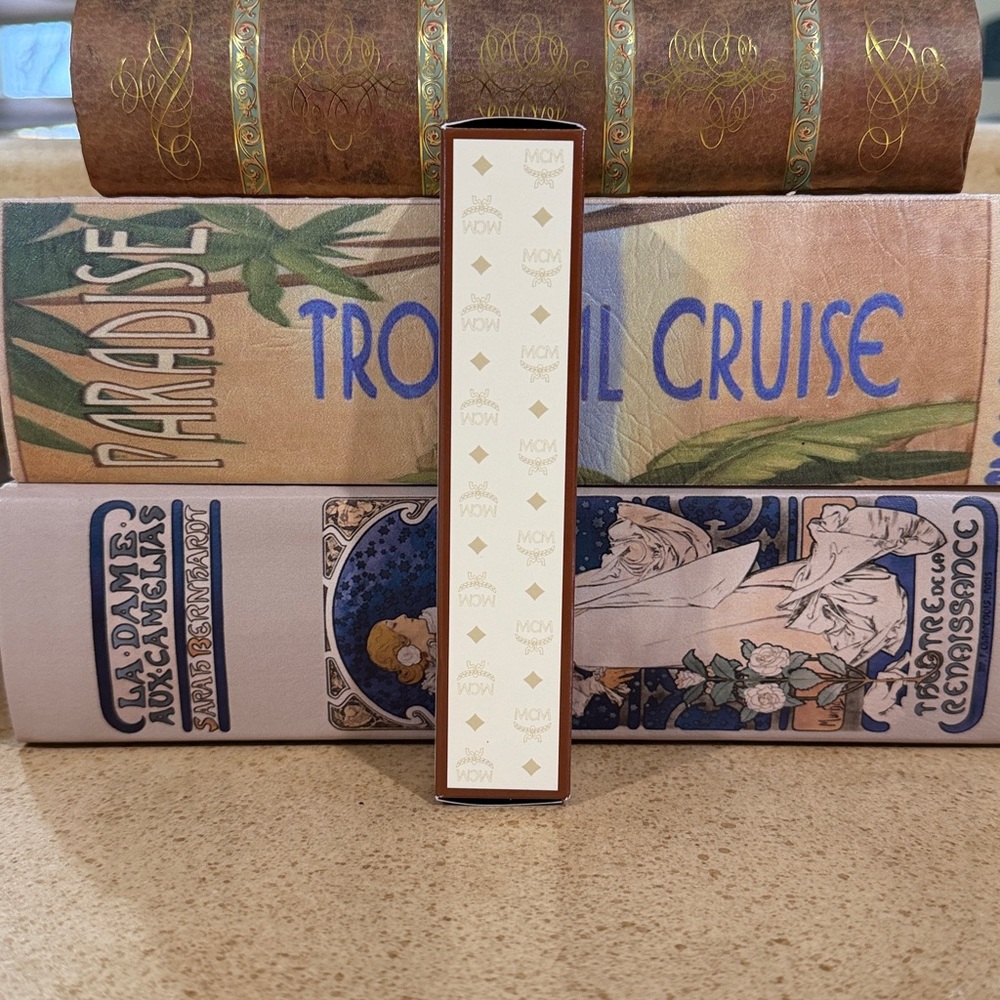 EMPTY MCM DARLING DOXIE FRAGRANCE BOX - Picture 3 of 4